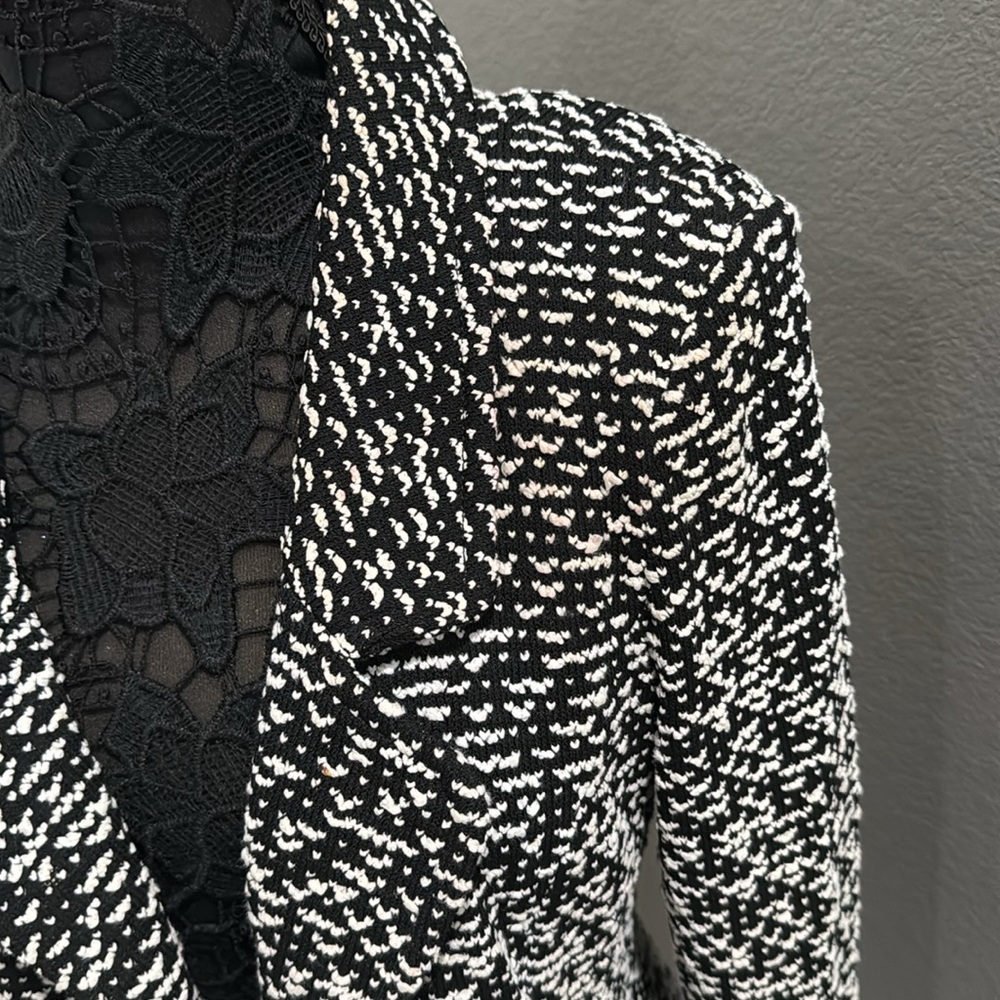 St John Textured Jacket - Picture 3 of 5